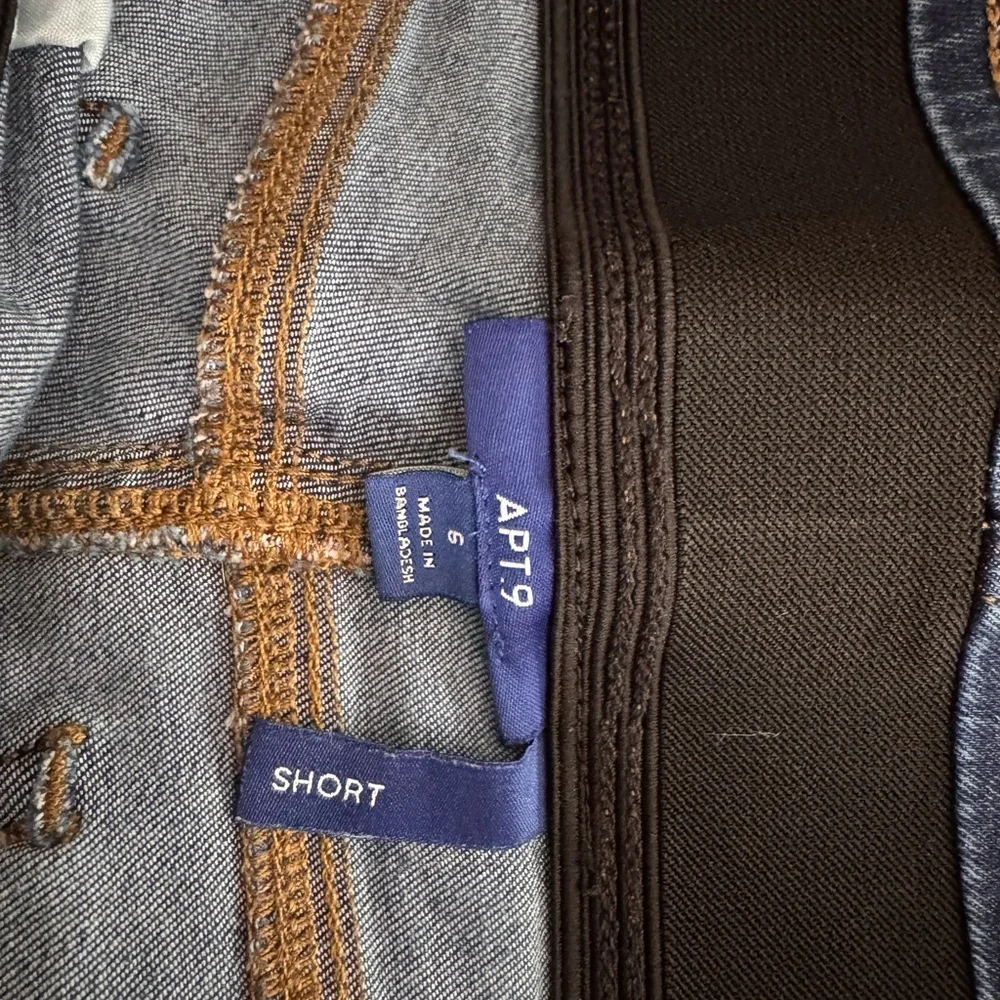 Apt. 9 Blue Denim Shorts - Picture 3 of 3